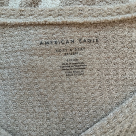 AMERICAN EAGLE WAFFLE KNIT TOP - Picture 2 of 2